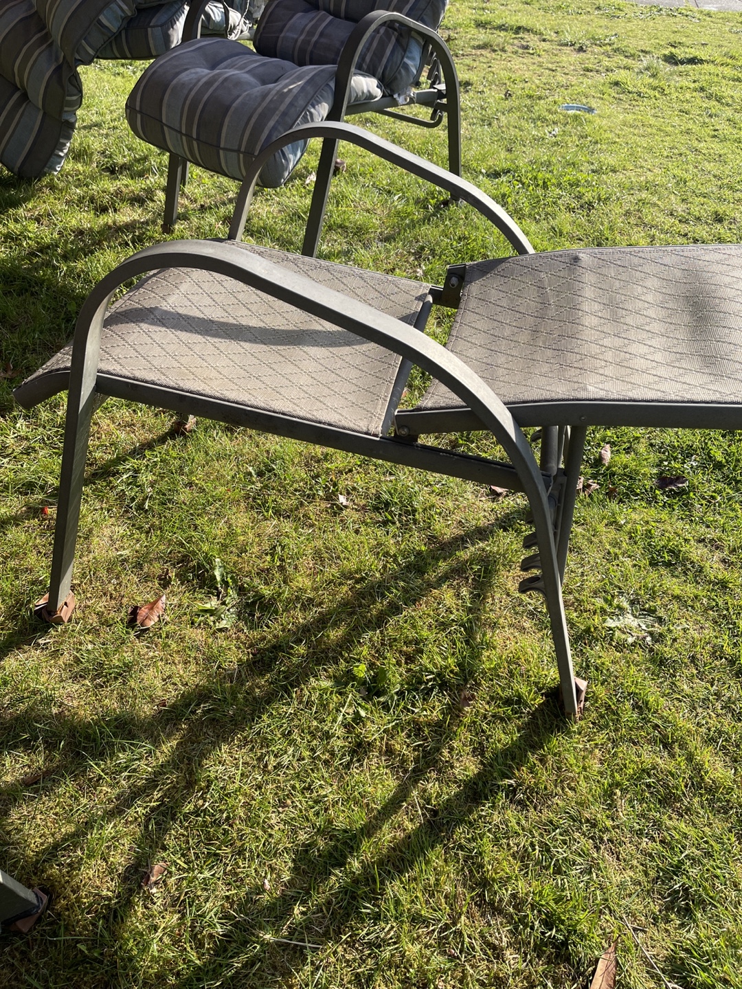 Metal sling patio chairs and chaise lounge - photo 5
