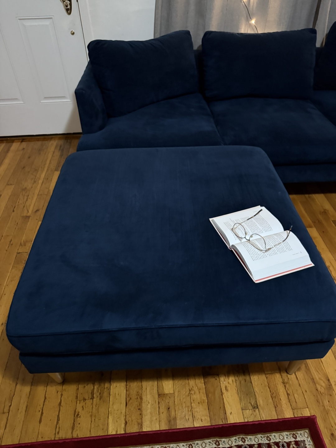 West elm (Free delivery) sofa + ottoman - photo 4