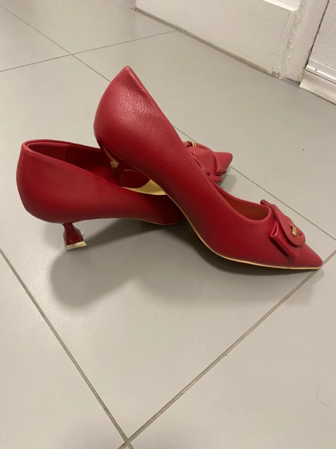 Red  Heel image indicator(2)