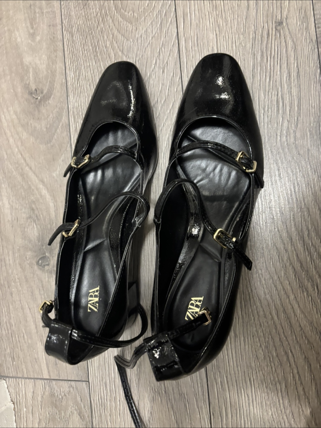 Zara Black Patent Leather Buckle Heels - photo 2