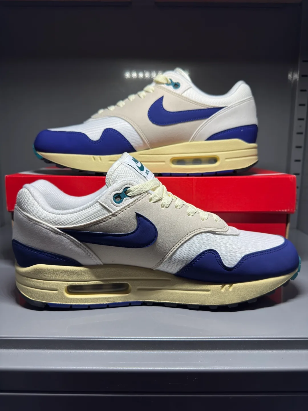 Nike Air Max 1 - Athletic Department- Men’s Size 9.5 image indicator(2)