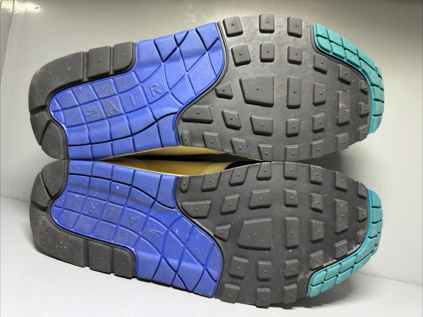 Nike Air Max 1 - Athletic Department- Men’s Size 9.5 image indicator(5)