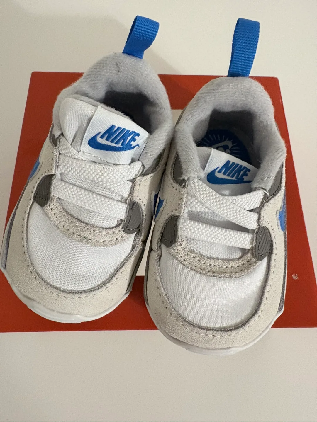 Nike baby shoes image indicator(2)