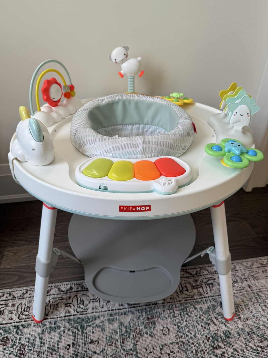 Skip Hop Explore & More 360° Activity Center