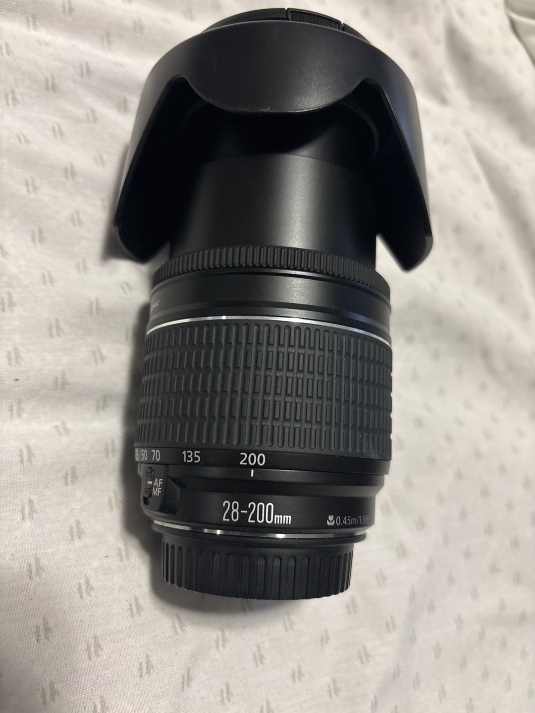 Canon EF 28-200mm Zoom Lens with Accessories - photo 2