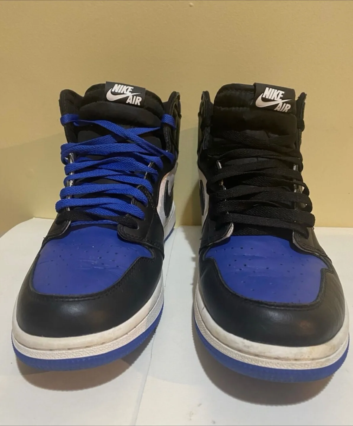 Nike Air Jordan 1 High OG Royal Toe image indicator(2)
