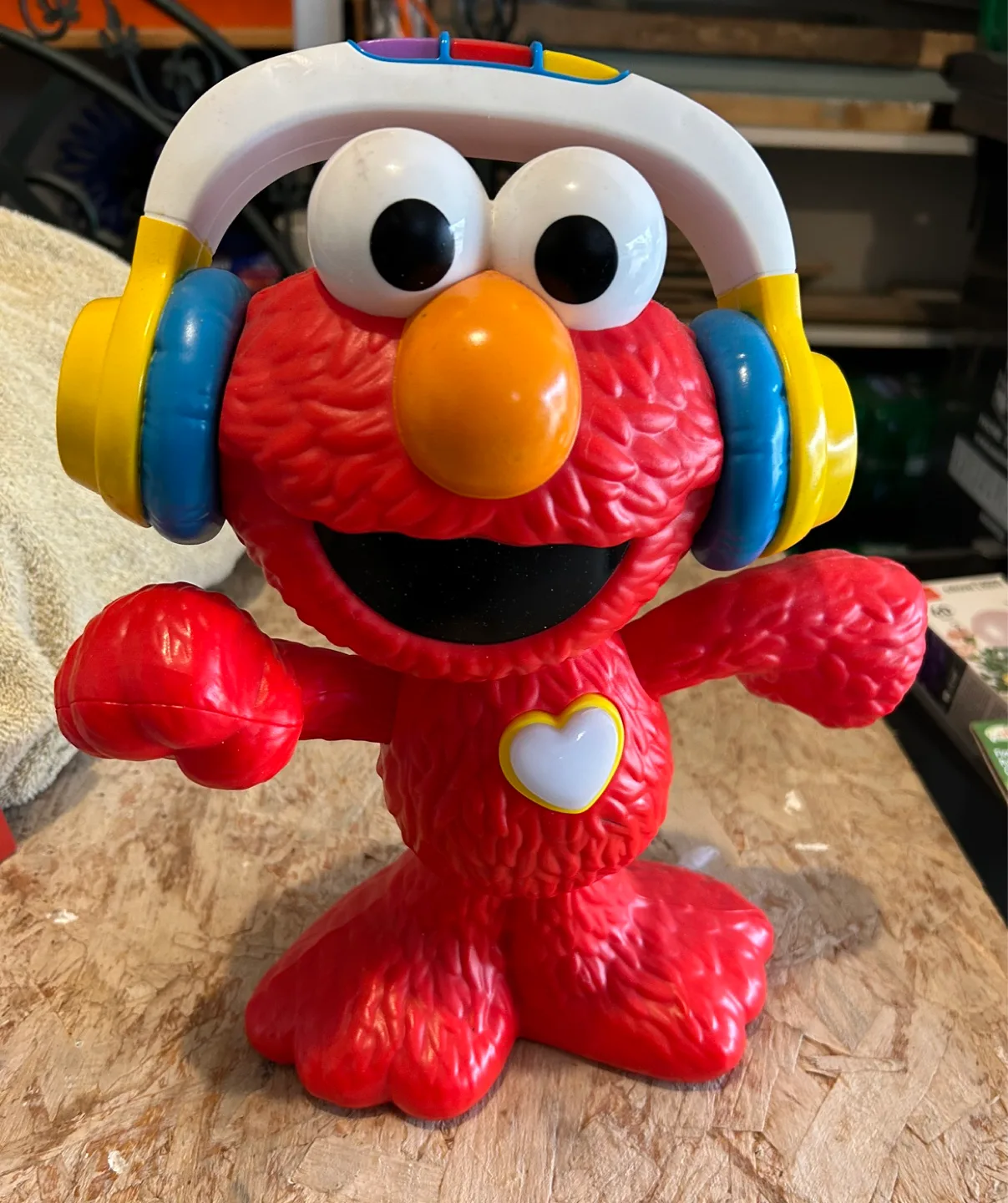 Elmo Musical Toy Sesame Street thumbnail