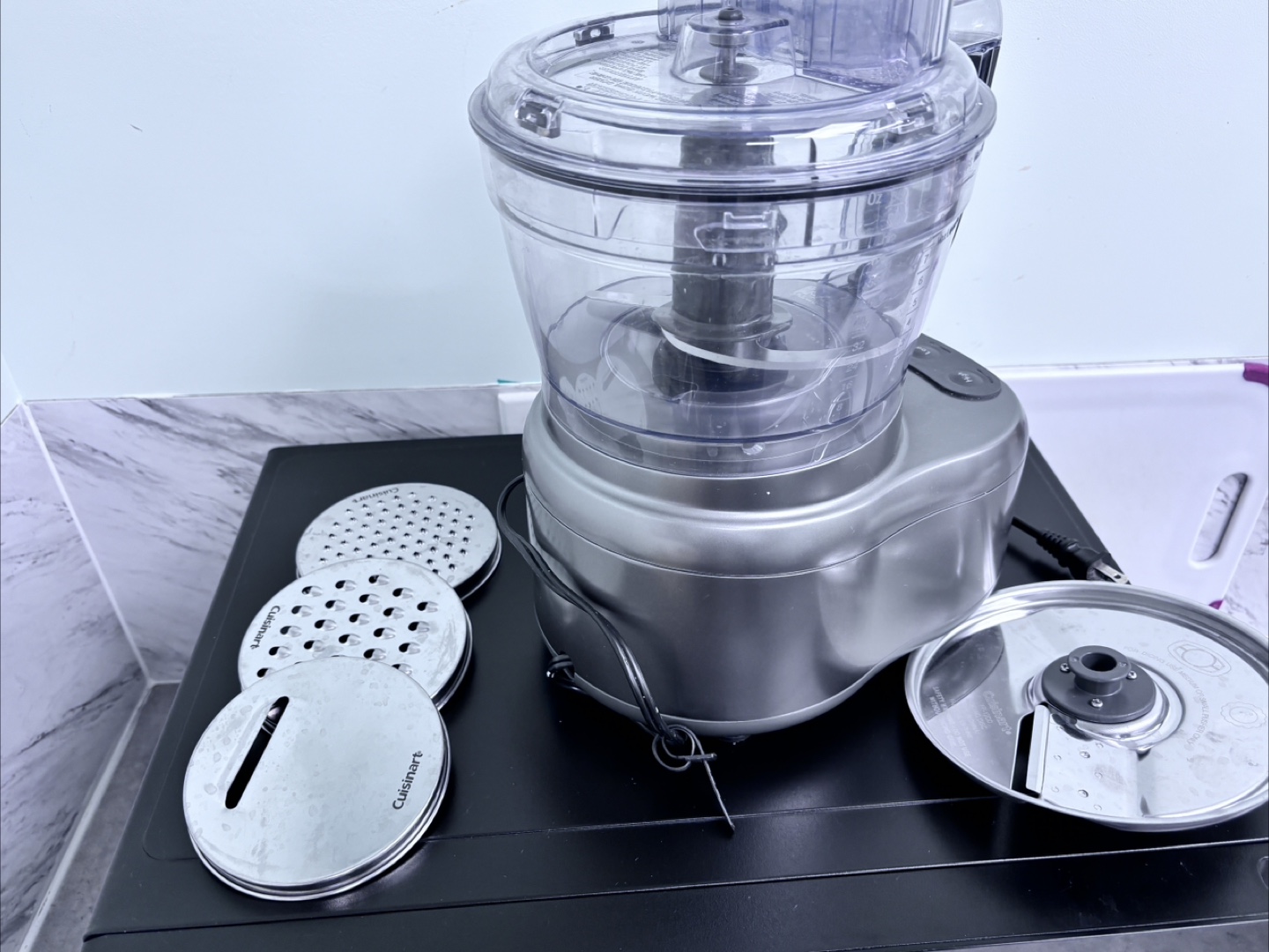 Cuisinart food processor - photo 2