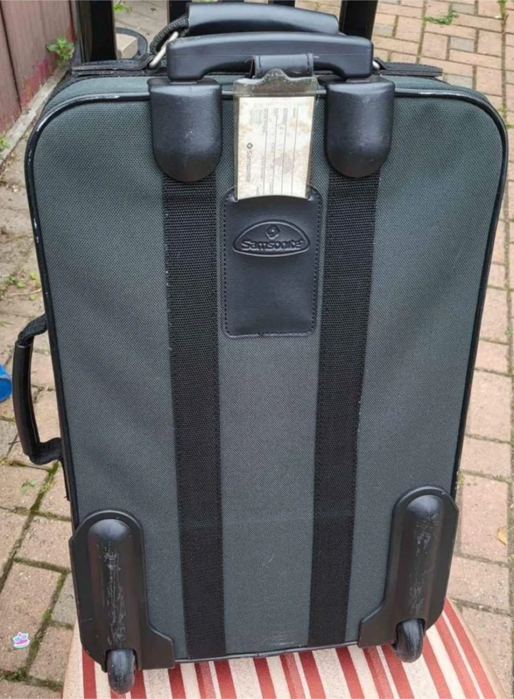 Samsonite Carry-on Suitcase image indicator(2)