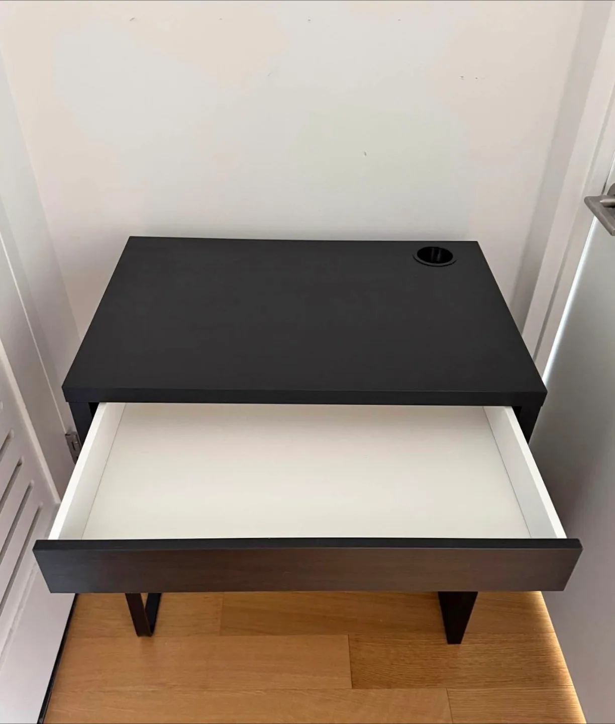 IKEA MICKE Desk - Black-Brown, 28 3/4x19 5/8" image indicator(3)