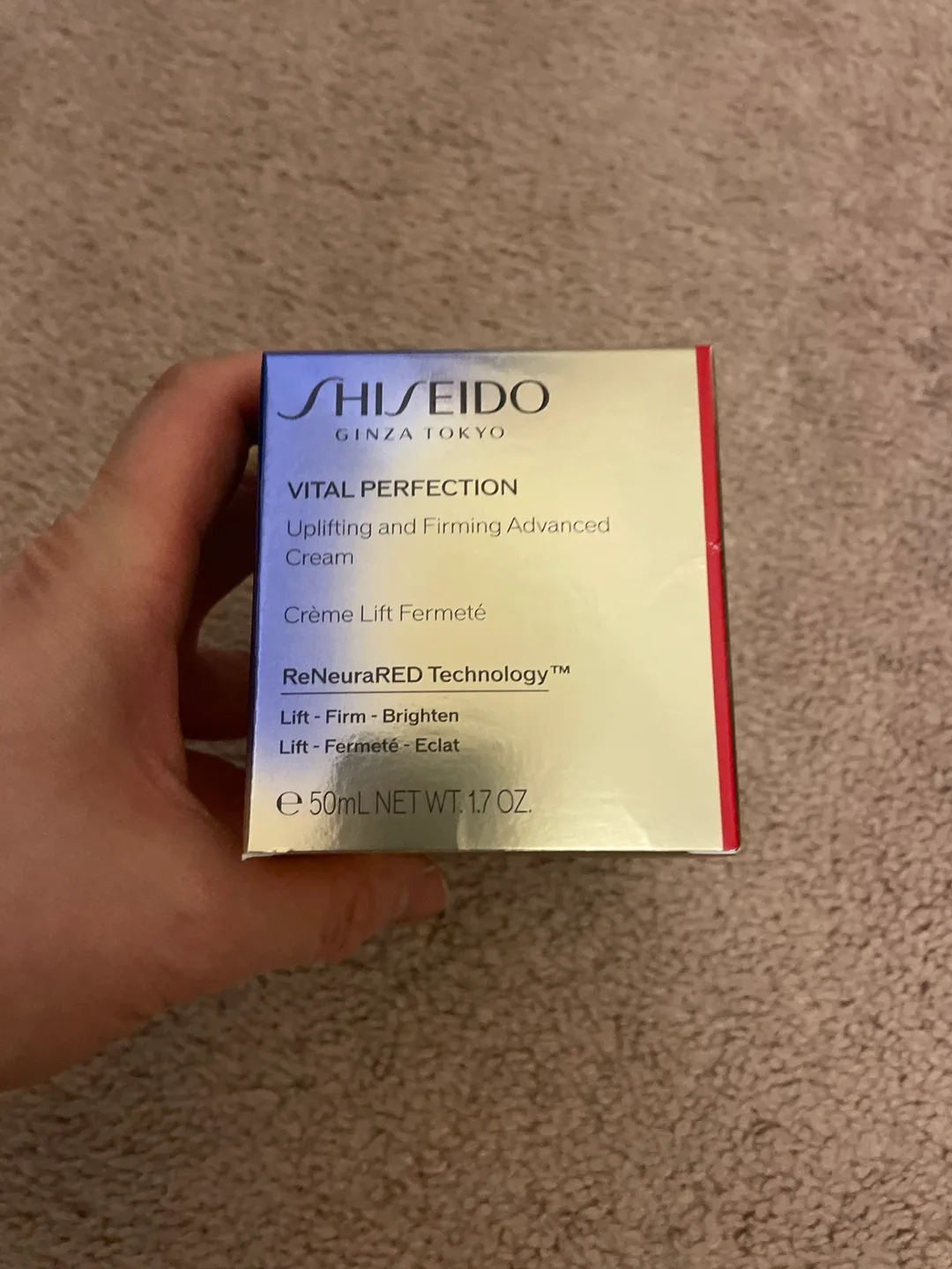 Shiseido Vital Perfection Uplifting and Firming Cream thumbnail