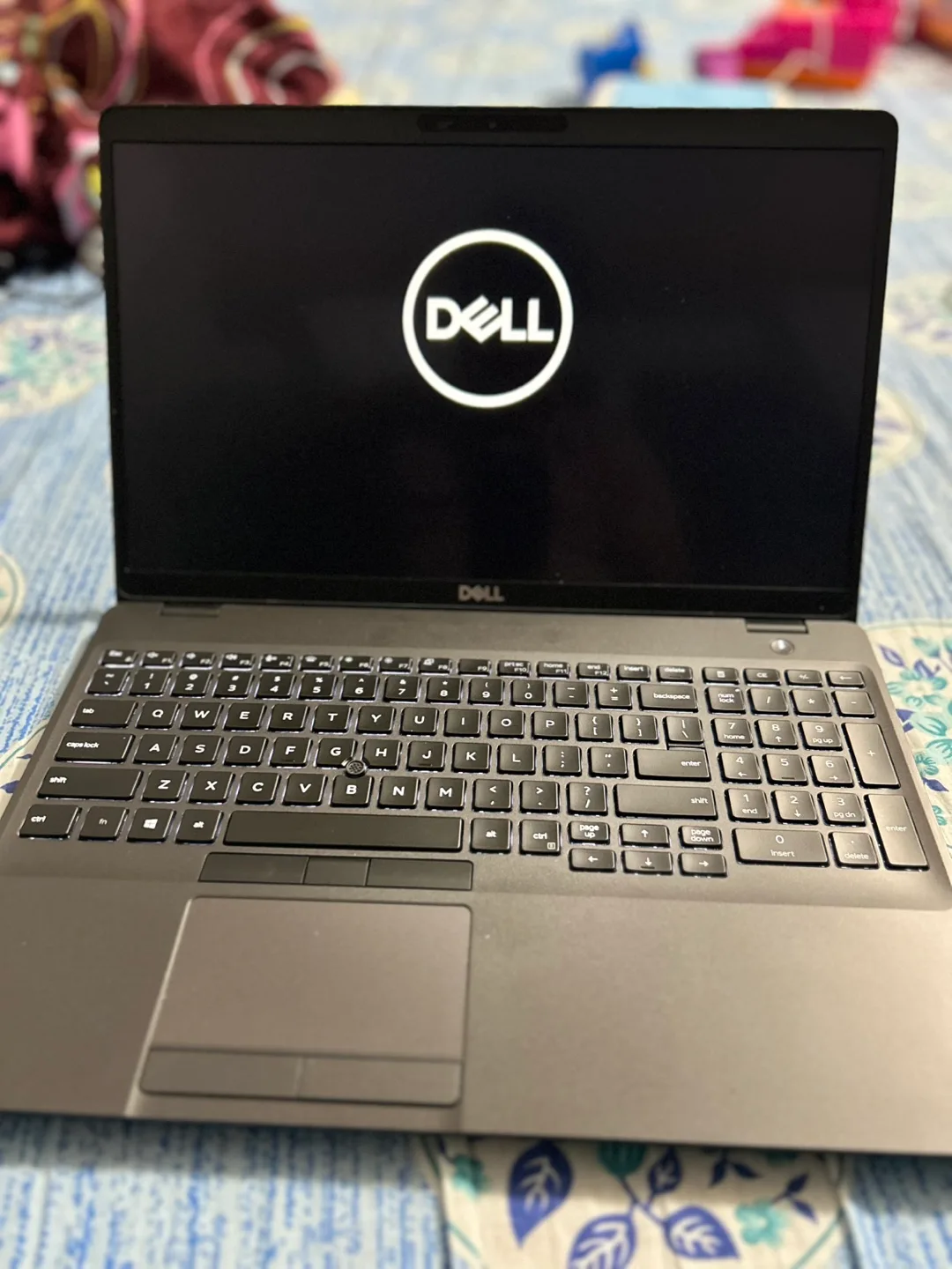 Dell latitude 5500 - 16GB RAM i7 W11 Touchscreen image indicator(2)