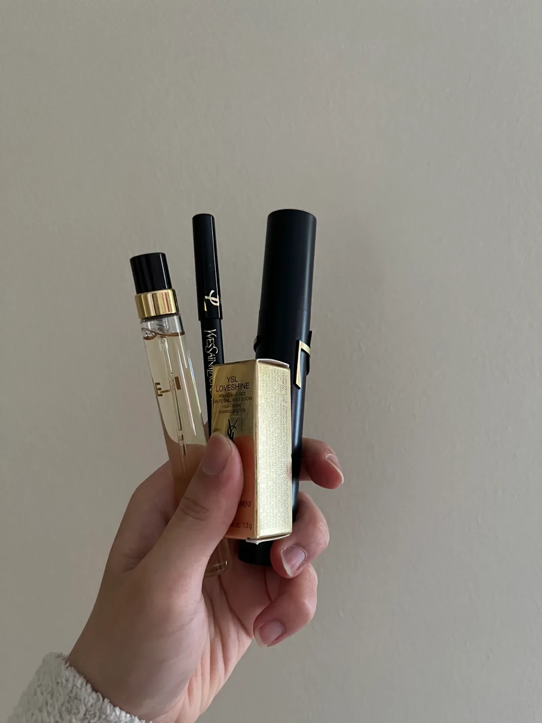 Limited Edition YSL Makeup Bundle image indicator(2)