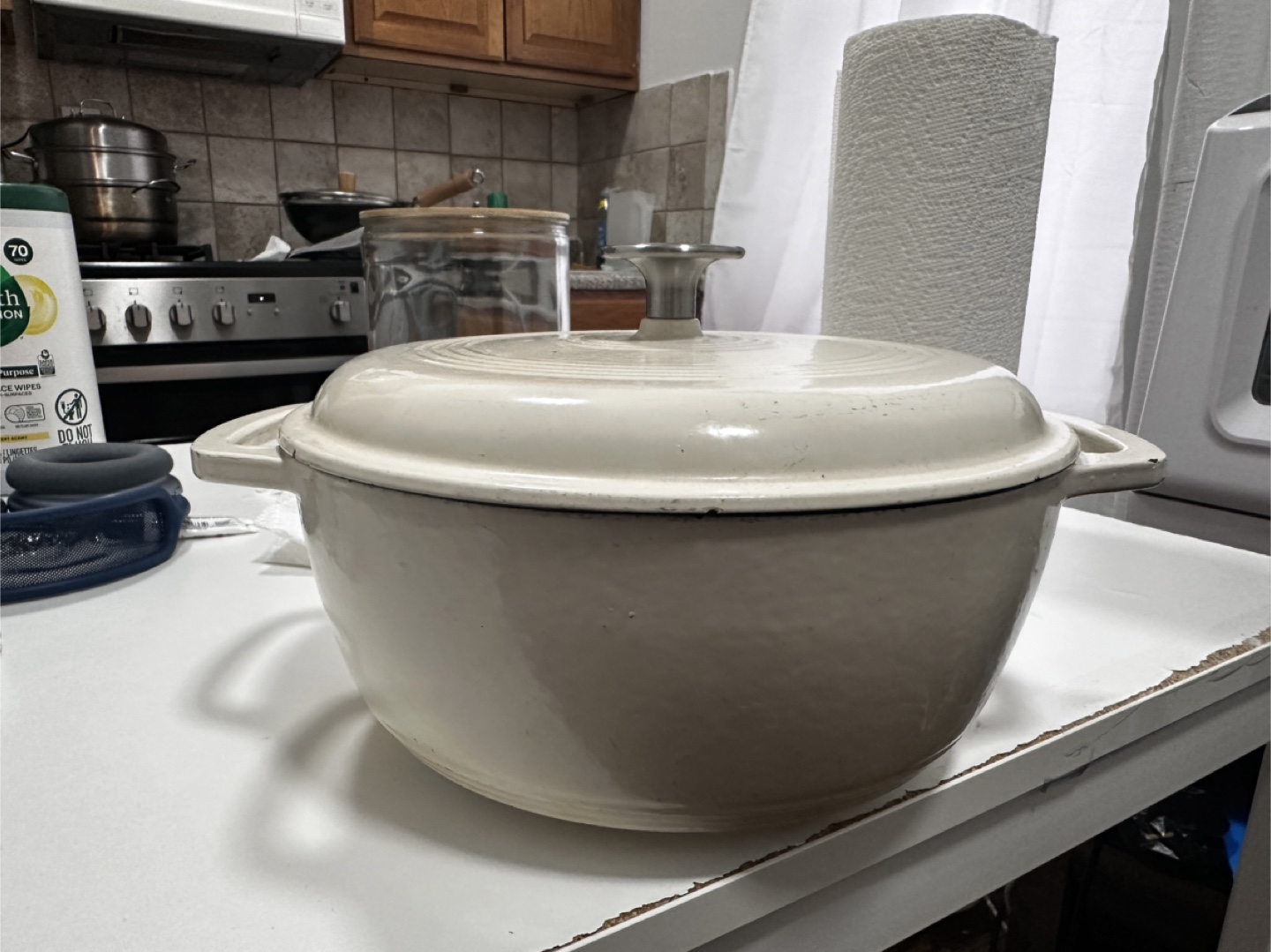 White Enamel Cast Iron Dutch Oven - photo 3