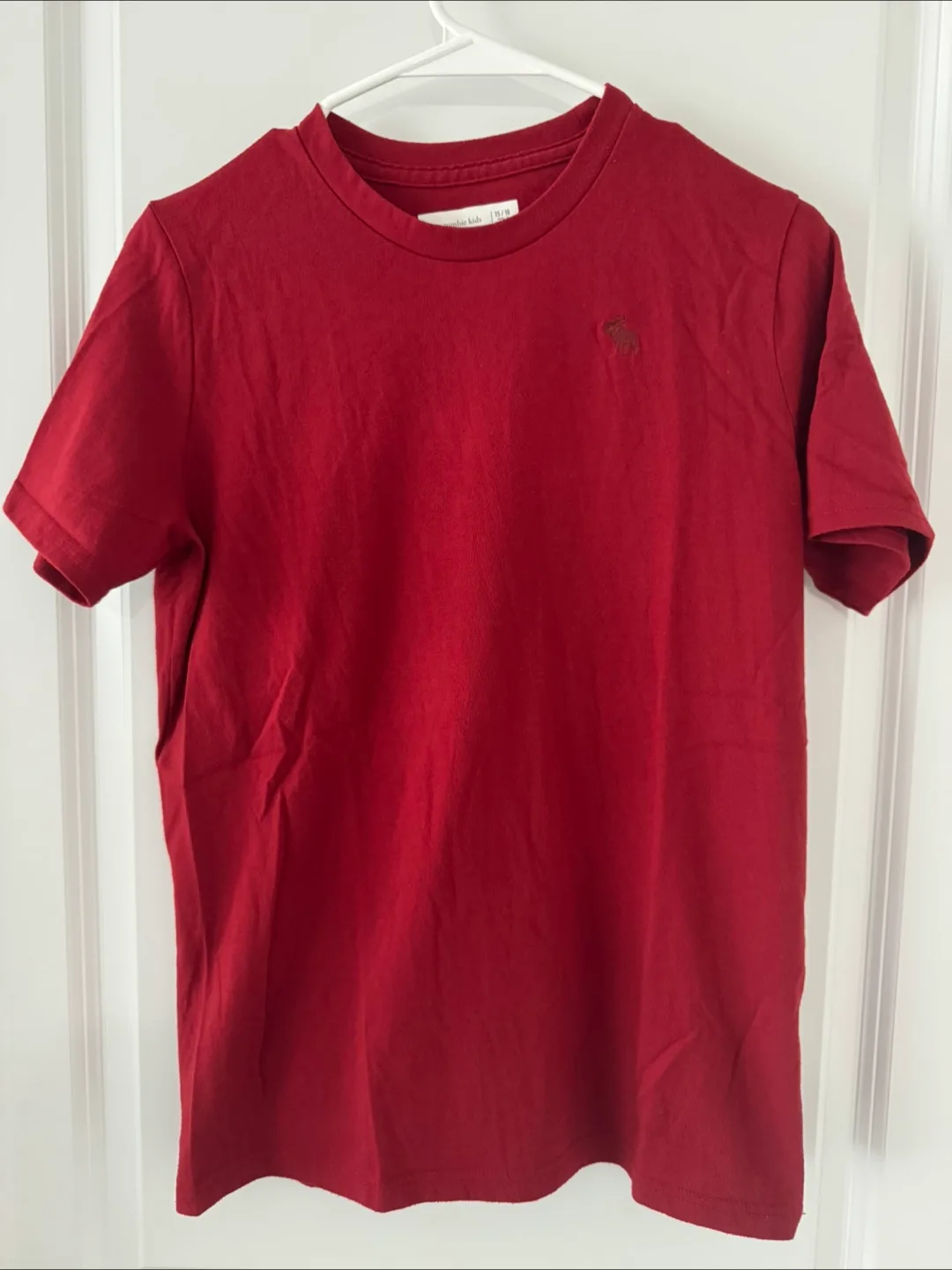 Abercrombie Boy’s Essential Icon Crew Tee - Size 15/16 image indicator(2)