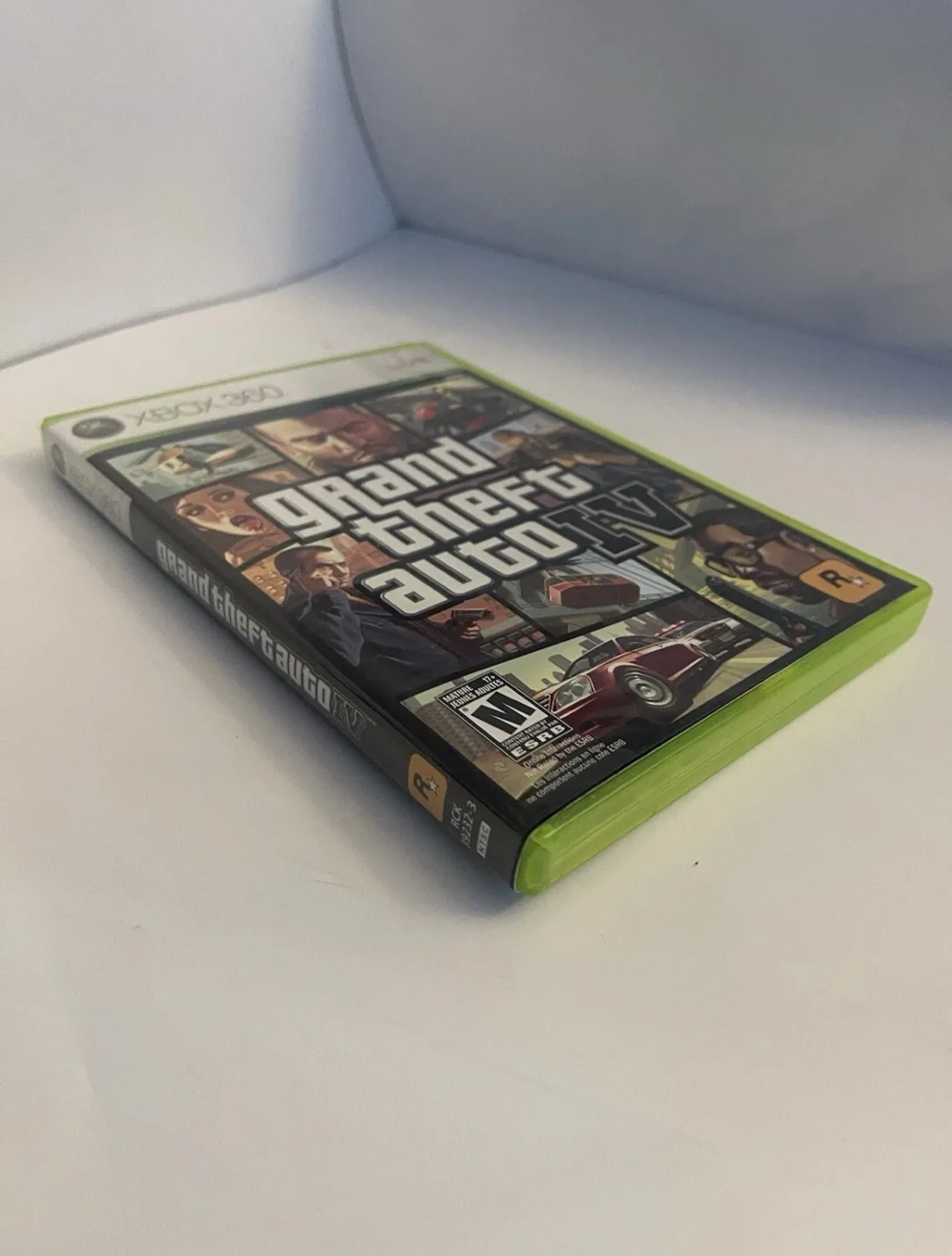 Grand Theft Auto IV Xbox 360 Game image indicator(4)