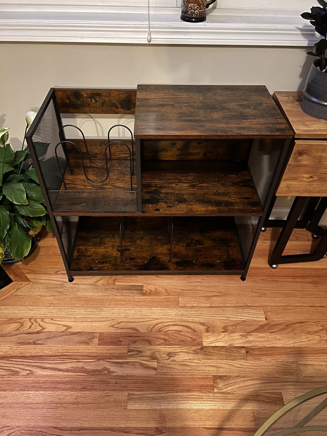 Modern Record Player Stand with Vinyl/Book storage - photo 2