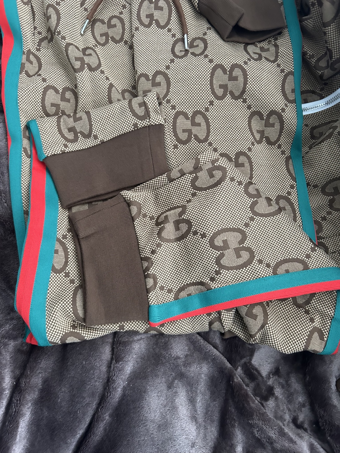 Gucci GG Pattern Tracksuit (XL) $300 obo - photo 5