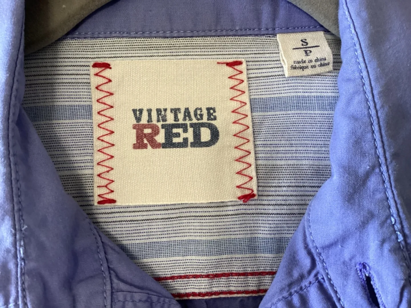 YOUNG MENS VINTAGE RED COTTON SHIRT image indicator(3)