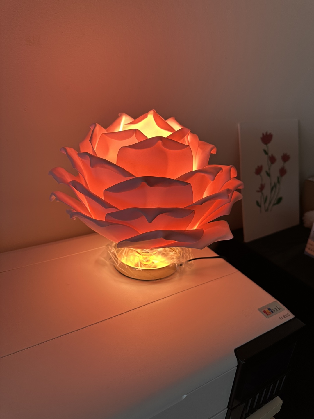 Pink Rose Table Lamp new