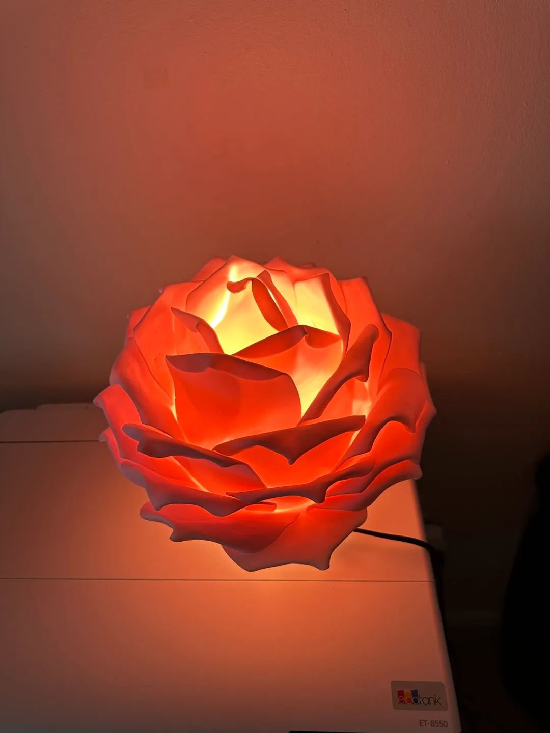 Large Pink Rose Table Lamp image indicator(2)
