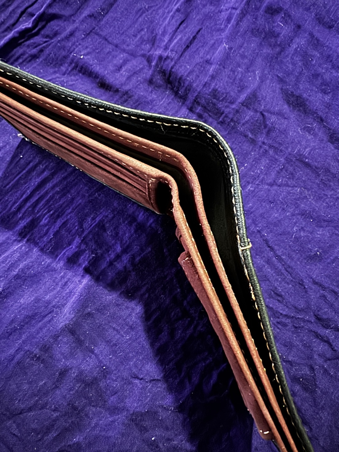 Men's Leather Bi-fold Wallet - photo 4