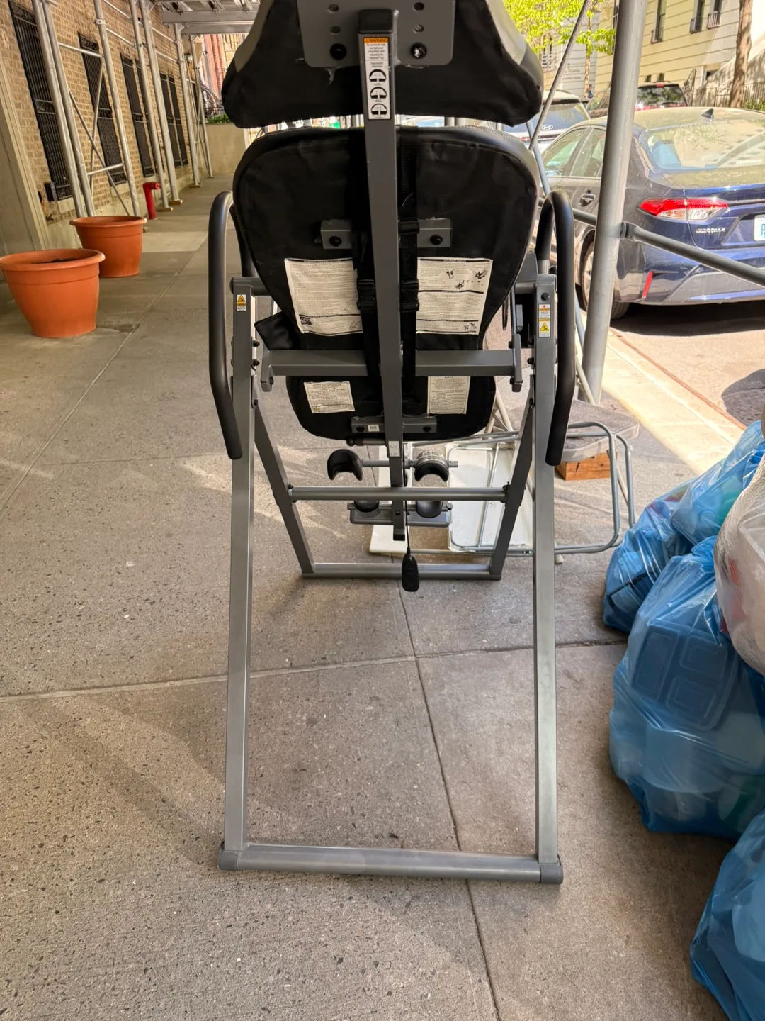 💚 Innova Inversion Table - Gently Used image indicator(5)