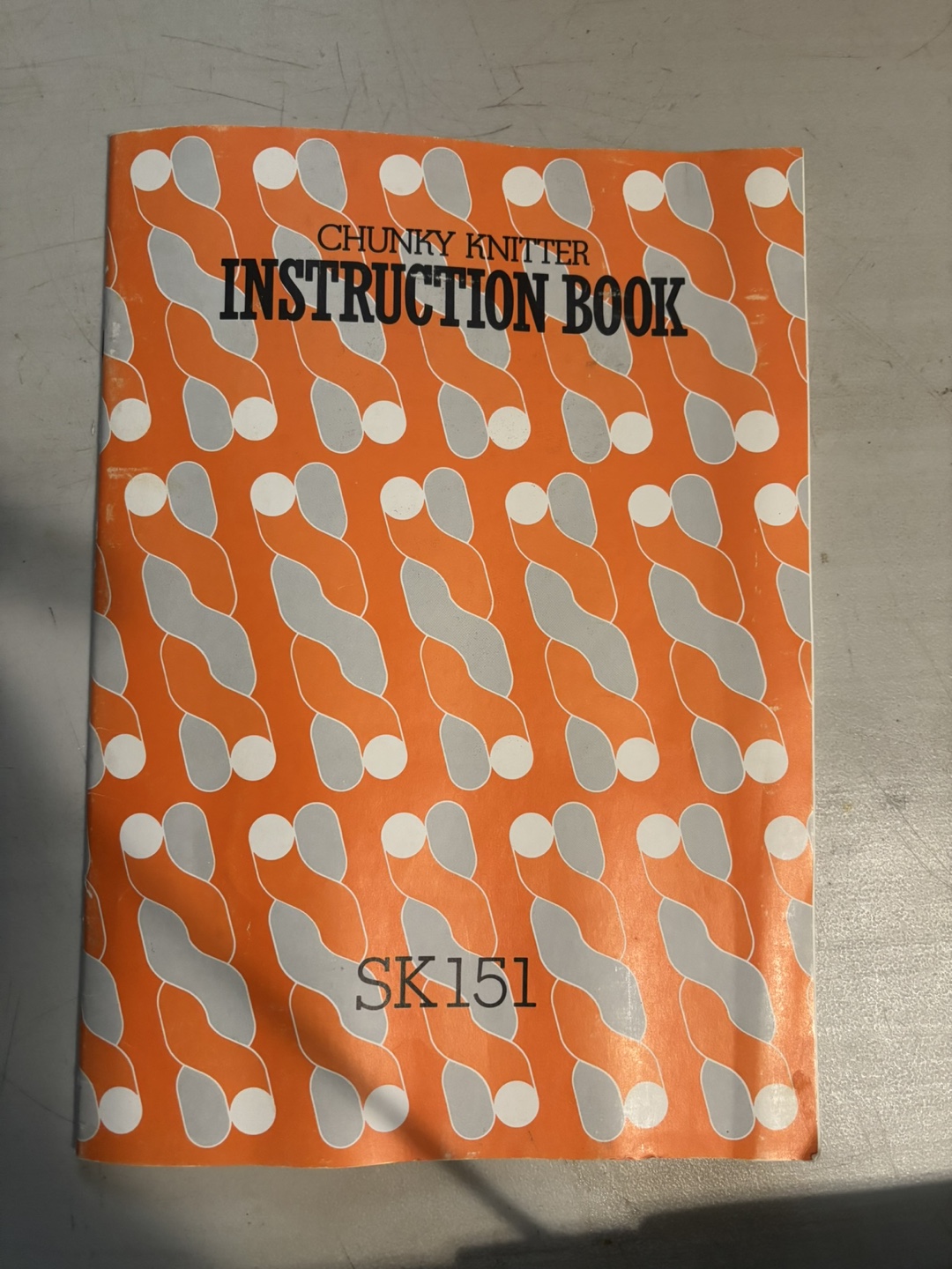 Vintage Silver Reed SK151 Chunky Knitter - photo 3