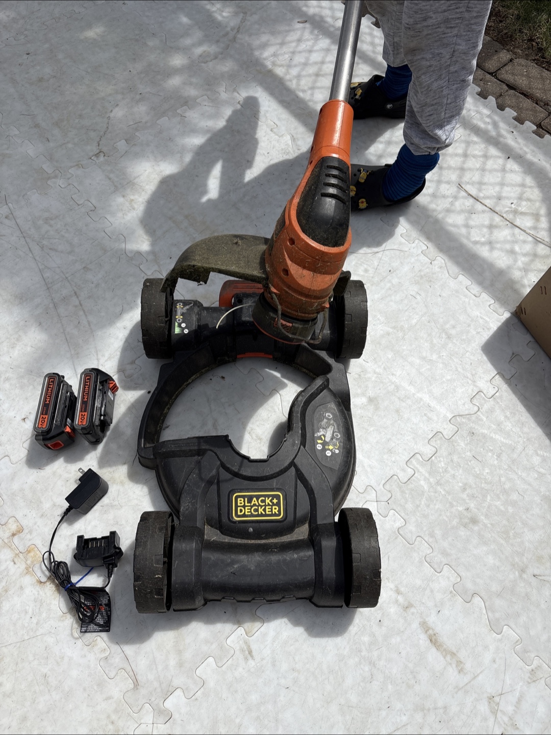 Black+Decker 20V Cordless trimmer on Chassé - photo 2