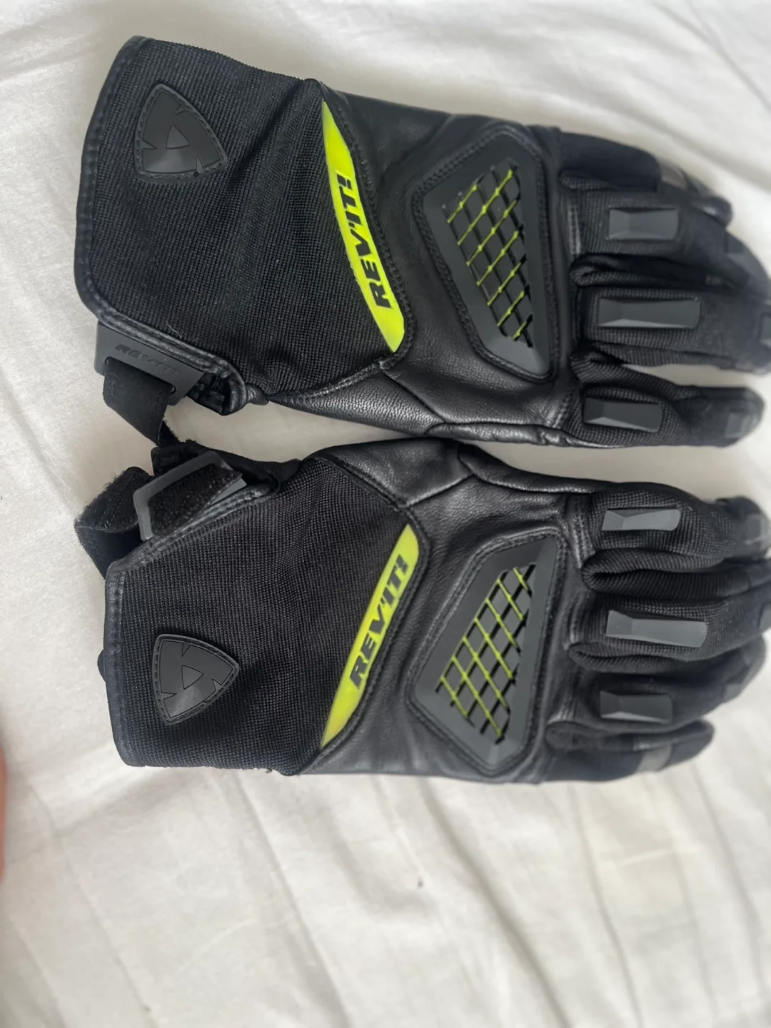BNWOT: Revit Motorcycle Gloves - Black with Neon Yellow Accents image indicator(2)