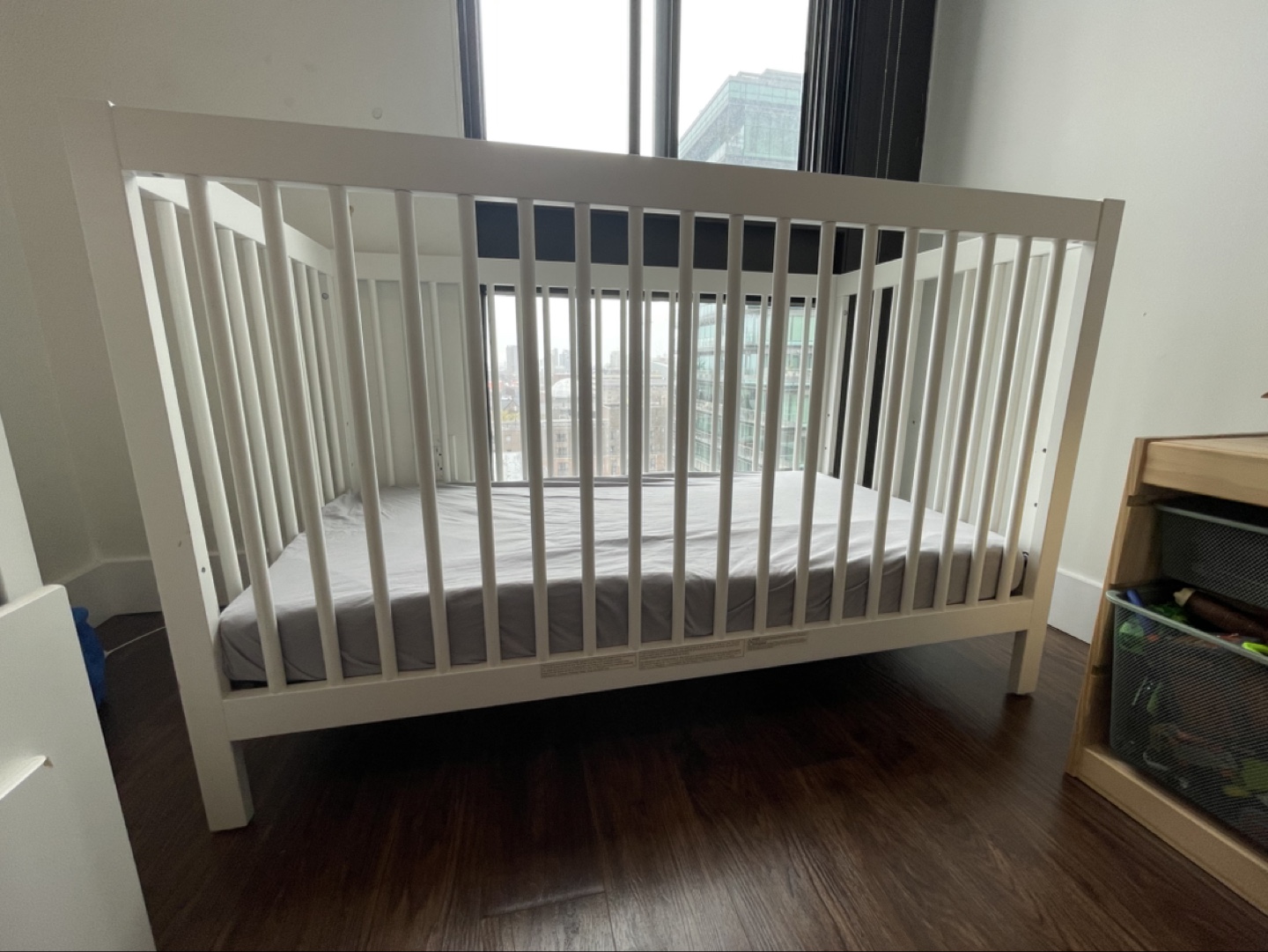 Oxford Convertible Crib - White