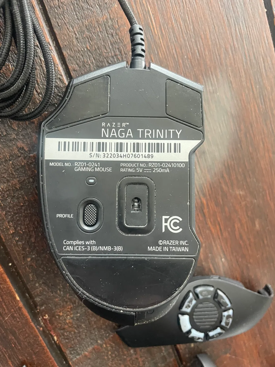 Razer Naga Trinity Gaming Mouse - Customizable MMO Mouse image indicator(2)