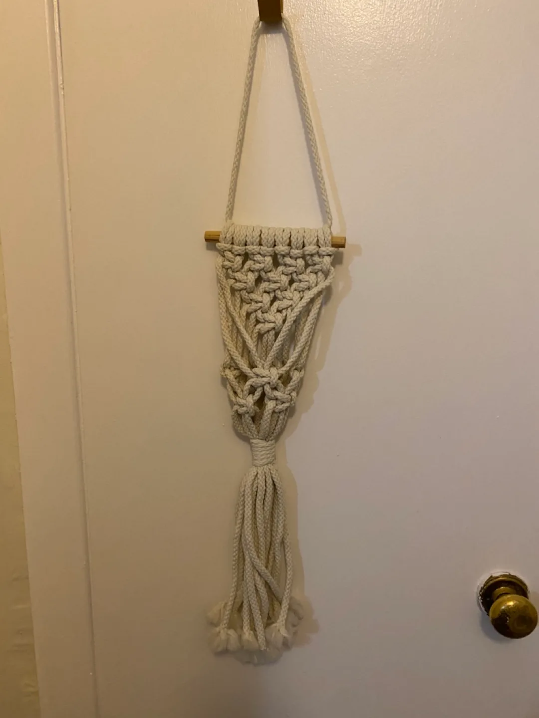 Small Macrame Wall Hanging Planter image indicator(2)