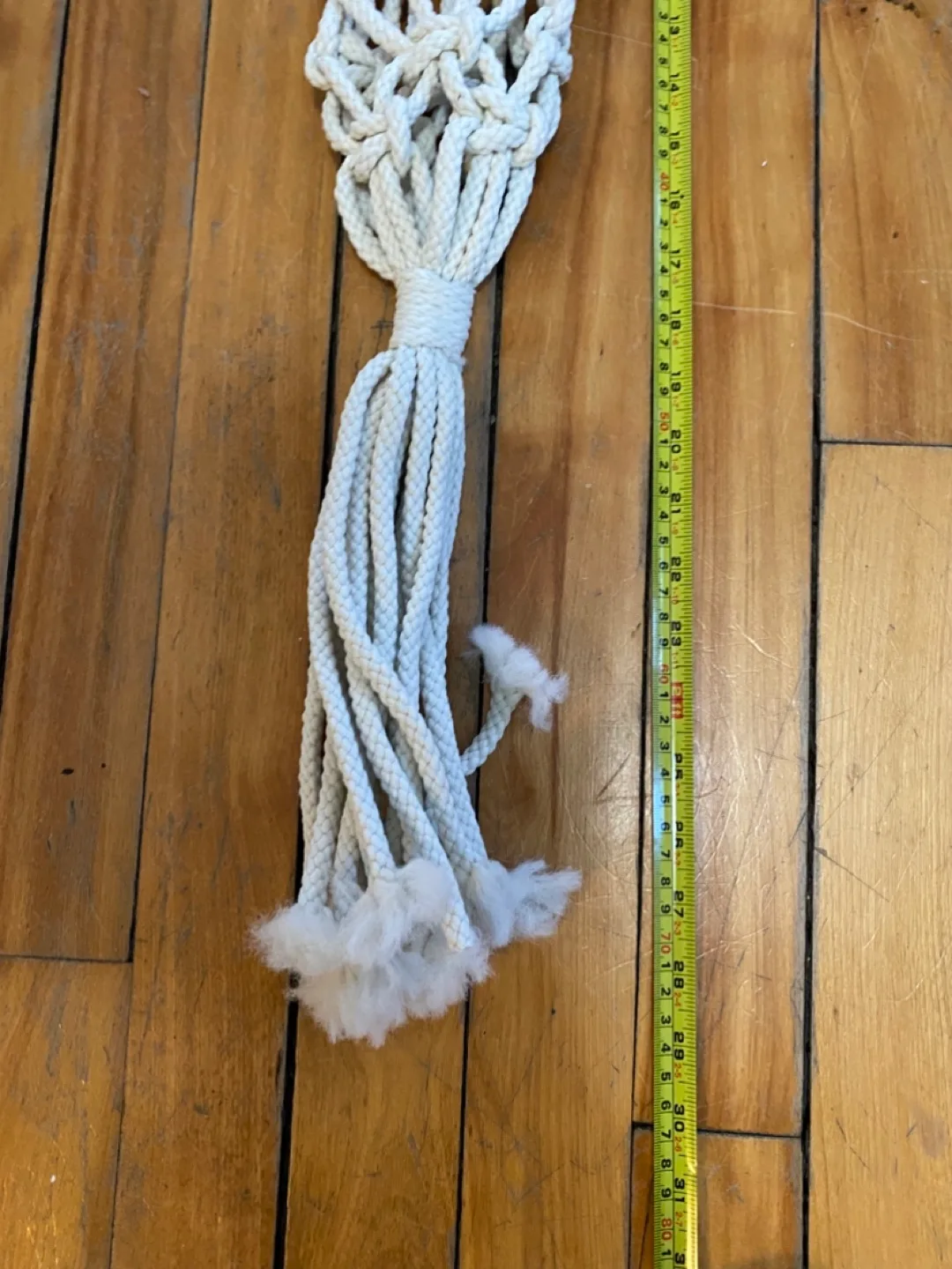 Small Macrame Wall Hanging Planter image indicator(4)