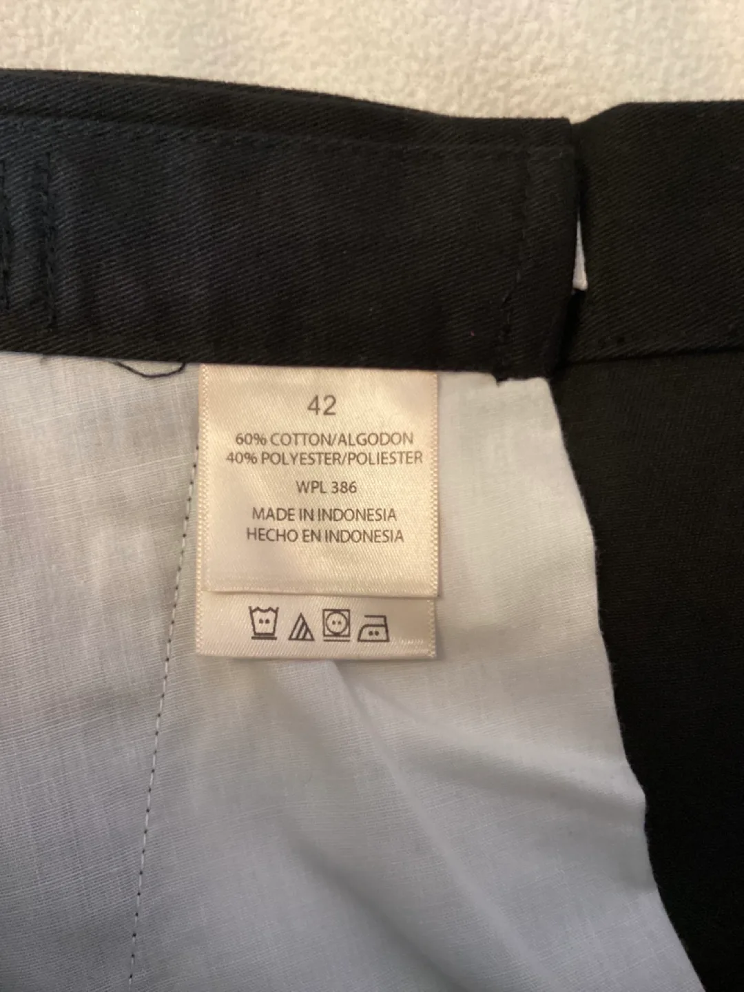 MENS HAGGAR BLACK SHORTS image indicator(4)