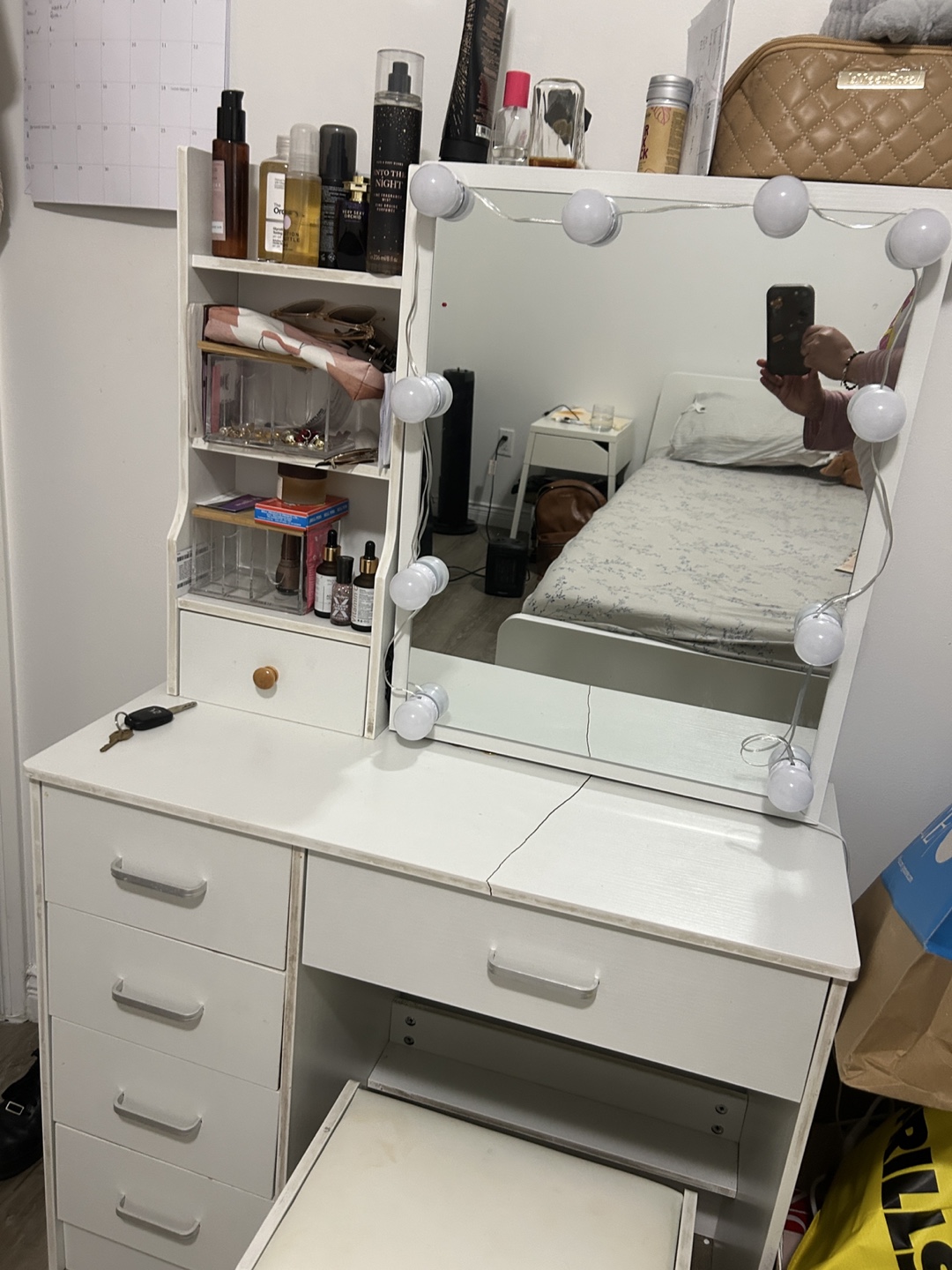White Vanity Set with Mirror and Lights