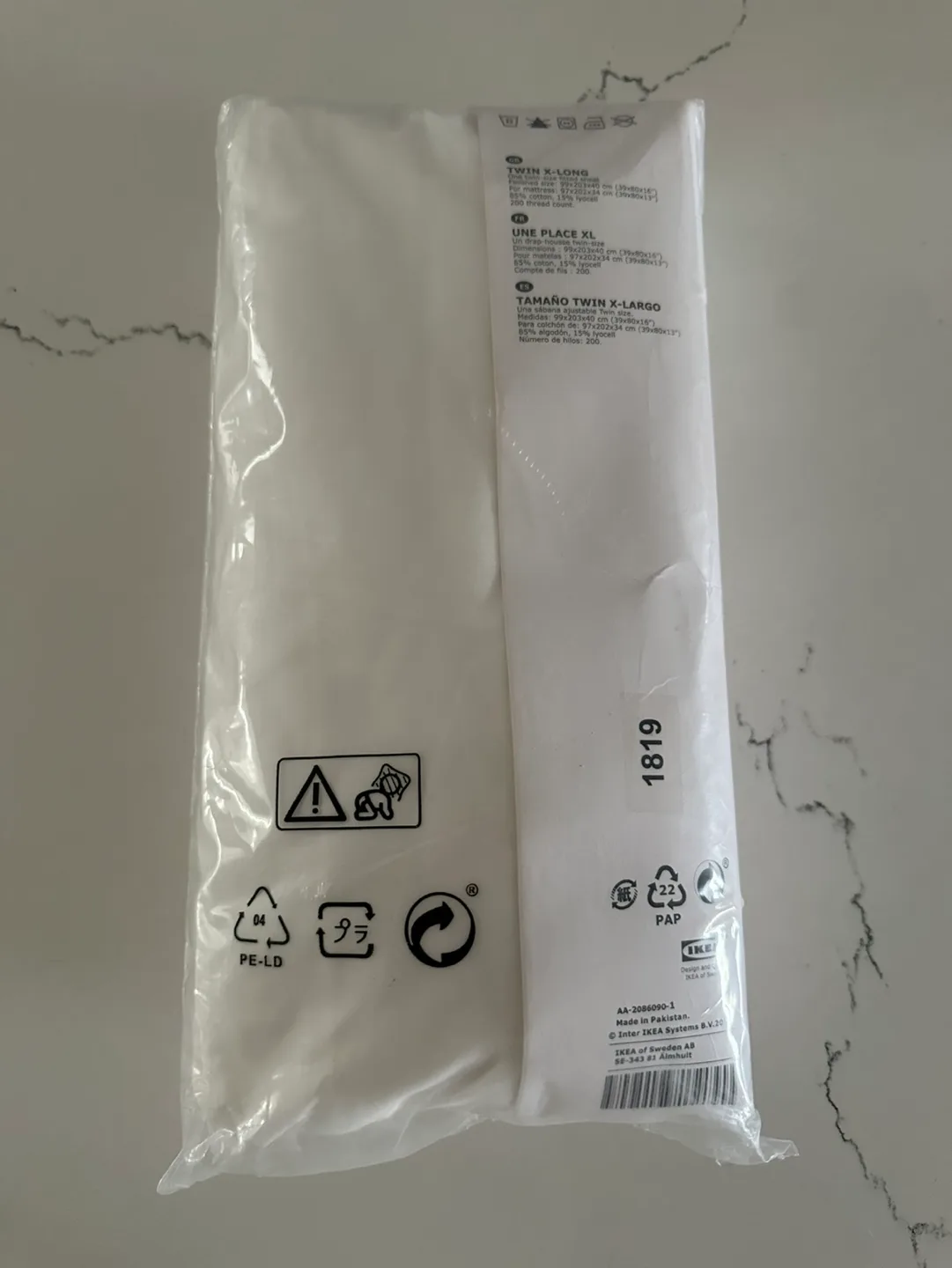 IKEA | ULLVIDE Twin XL Fitted Sheet | White image indicator(2)