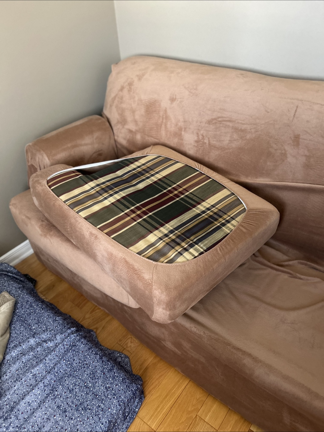 Loveseat Sofa  - Mocha Brown Microfiber - photo 4
