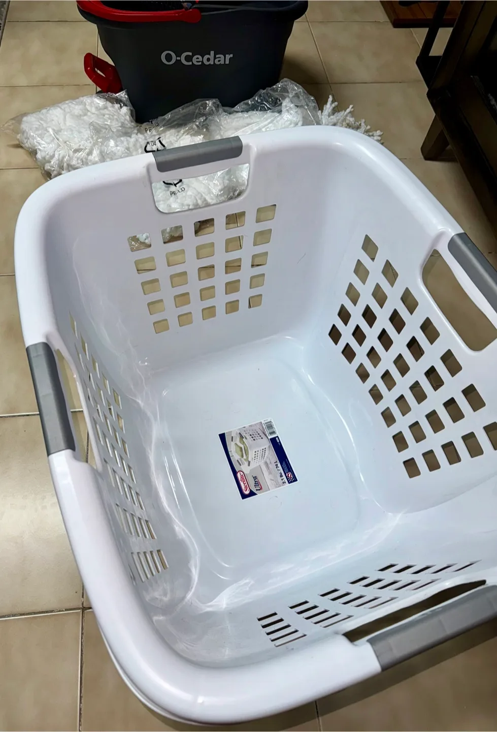 O-Cedar Spin Mop and Laundry Basket Bundle thumbnail