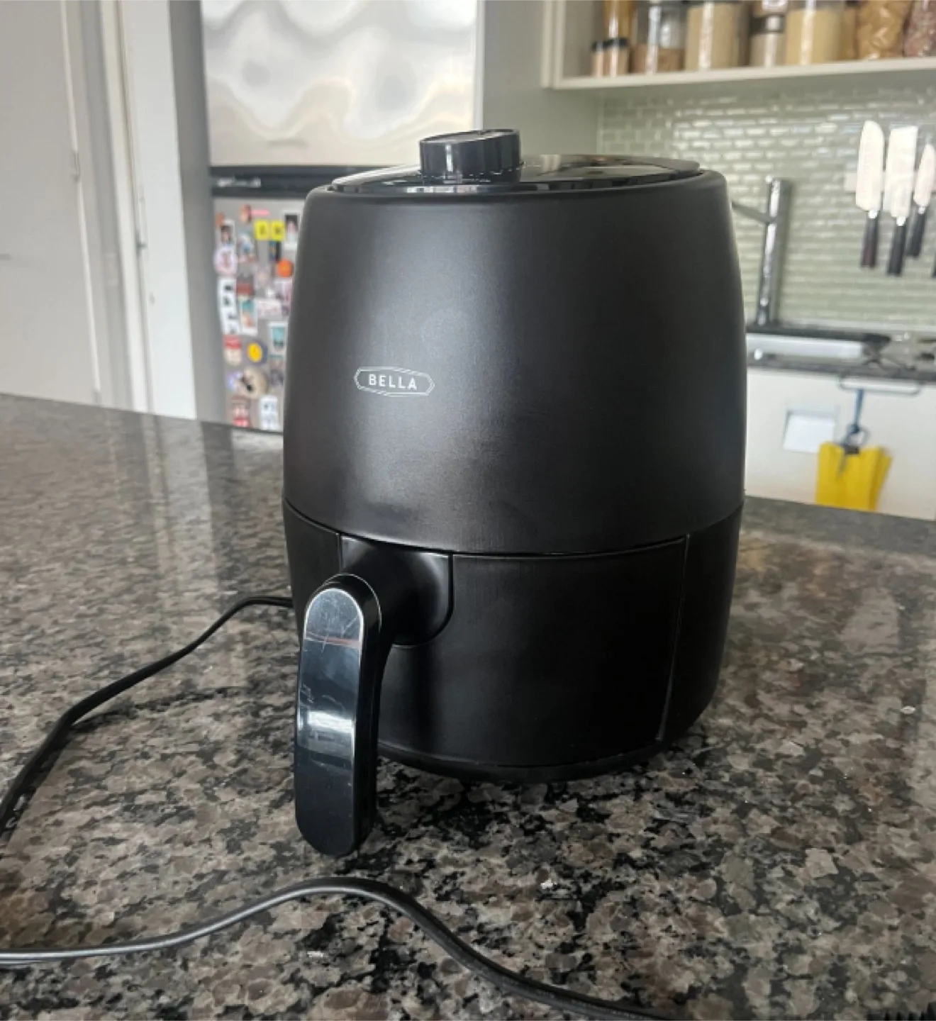 Bella 2QT Manual Air Fryer - Matte Black thumbnail