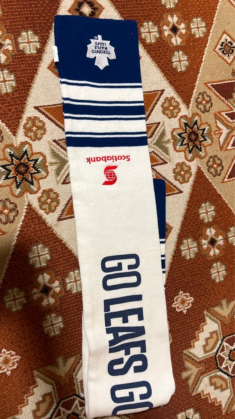 Toronto Maple Leafs Scotiabank Go Leafs Go Knit Scarf image indicator(2)