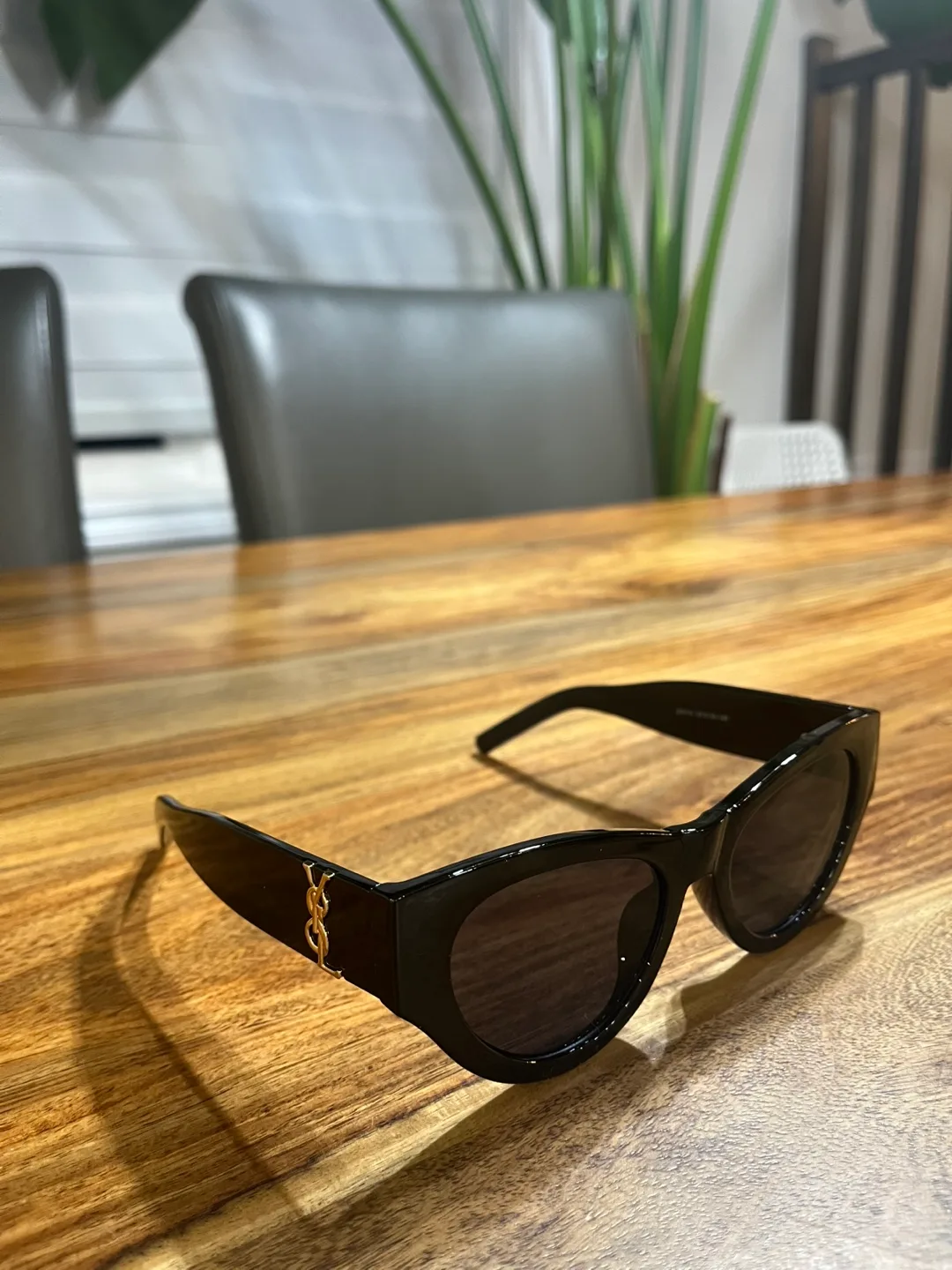 Yves Saint Laurent Sunglasses image indicator(2)