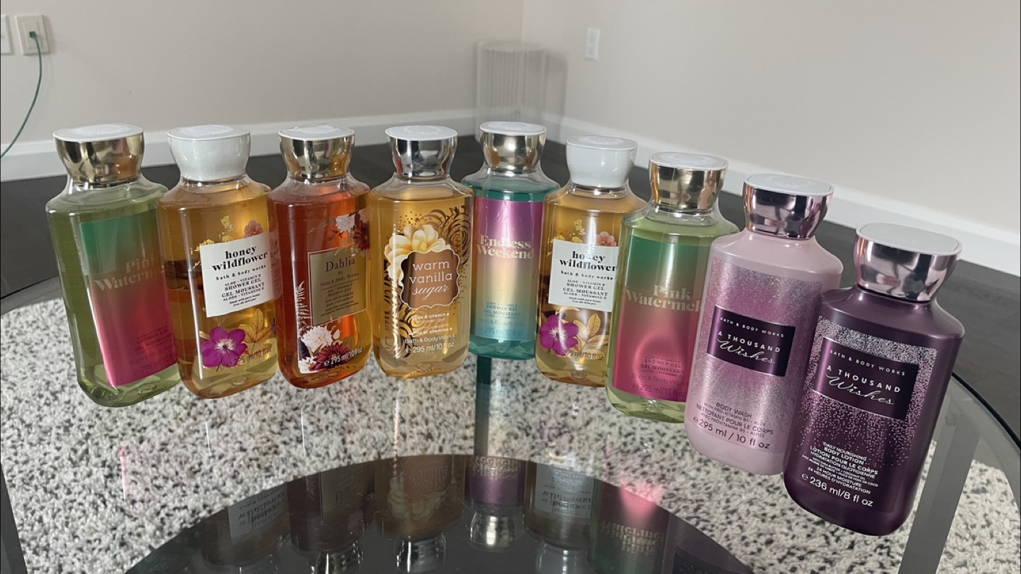 9pcs ALL NEW Bath & Body Works Shower Gels and Body Lotions