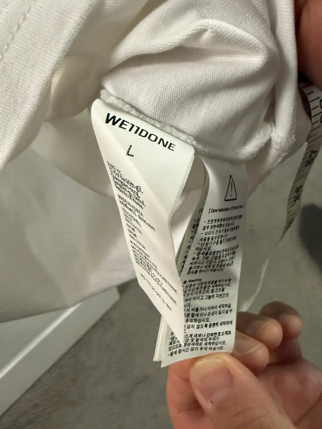 WE11DONE White Graphic T-Shirt image indicator(2)