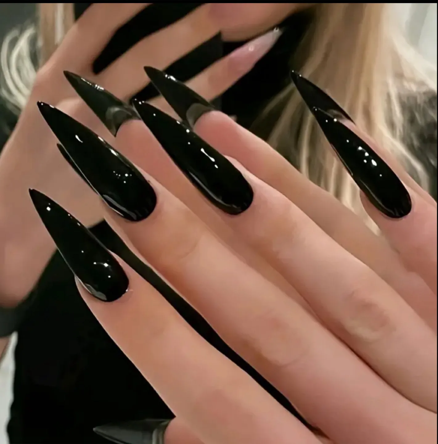 Press-on Nails thumbnail