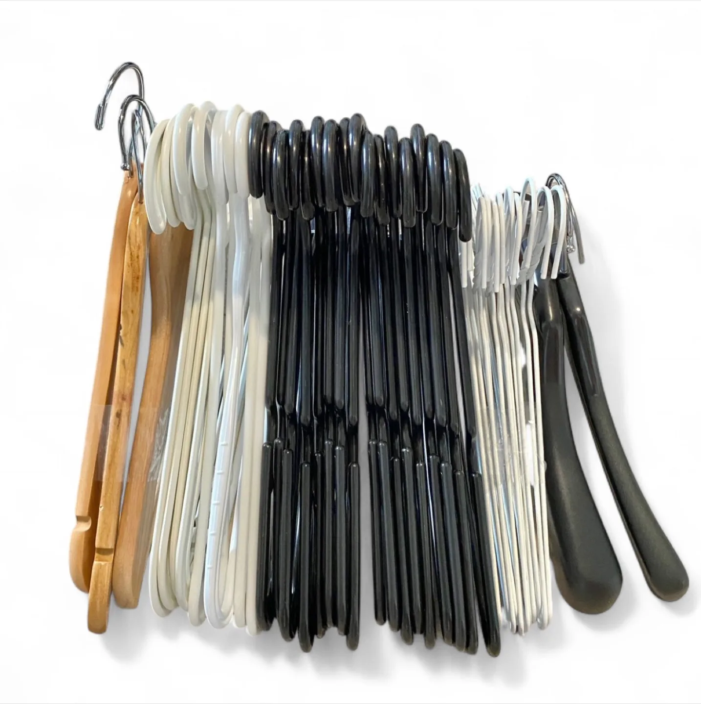 42 Assorted Hangers image indicator(4)