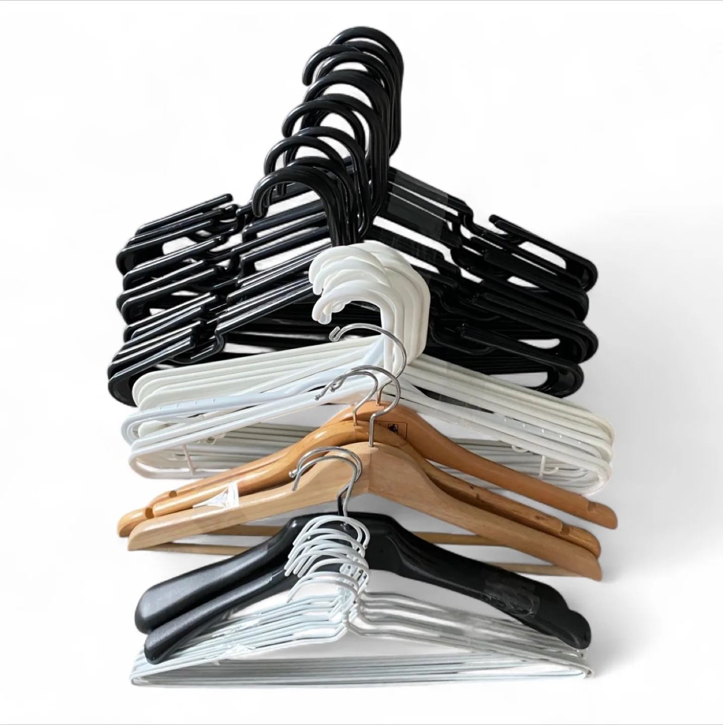 42 Assorted Hangers image indicator(3)