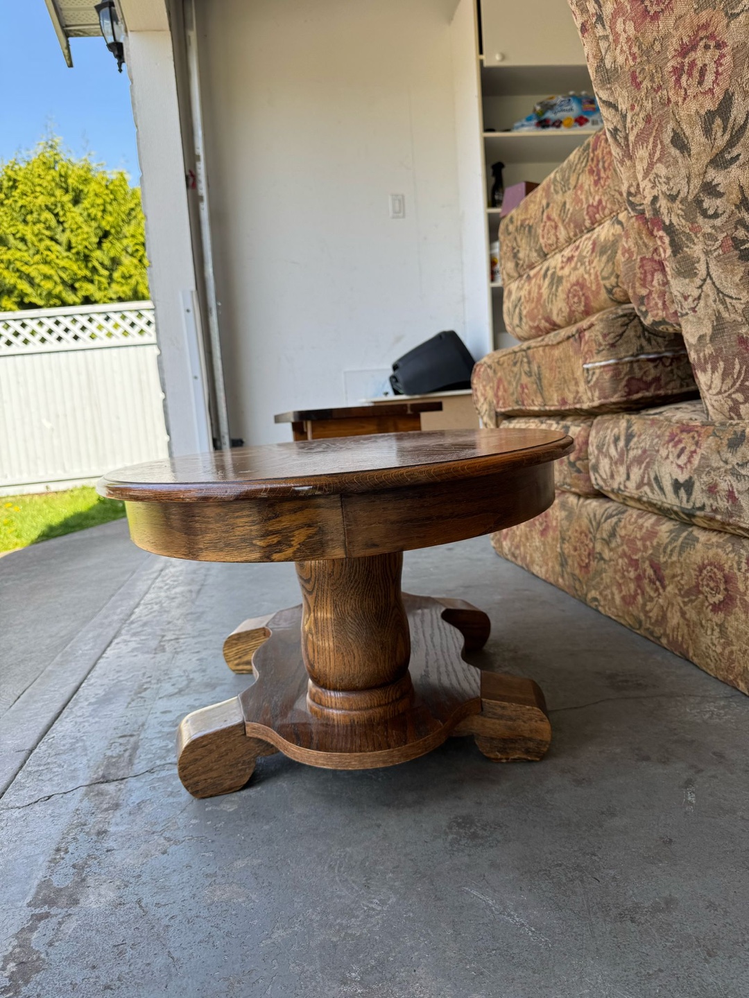 Oval Wood Coffee Table - photo 3