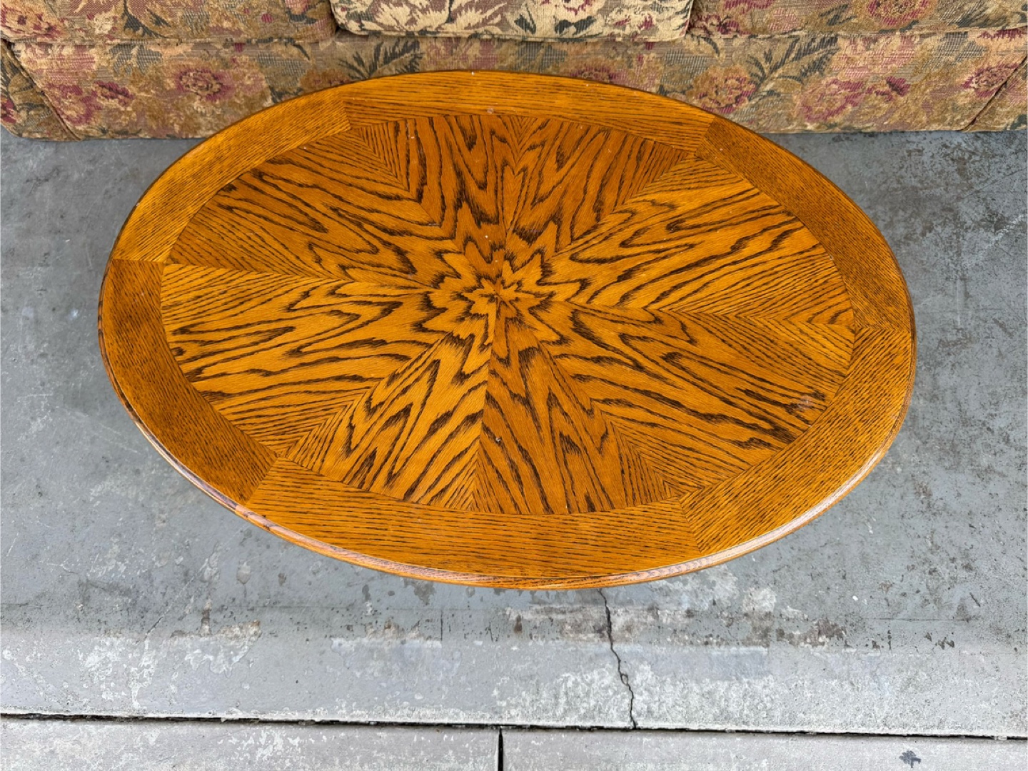 Oval Wood Coffee Table - photo 2
