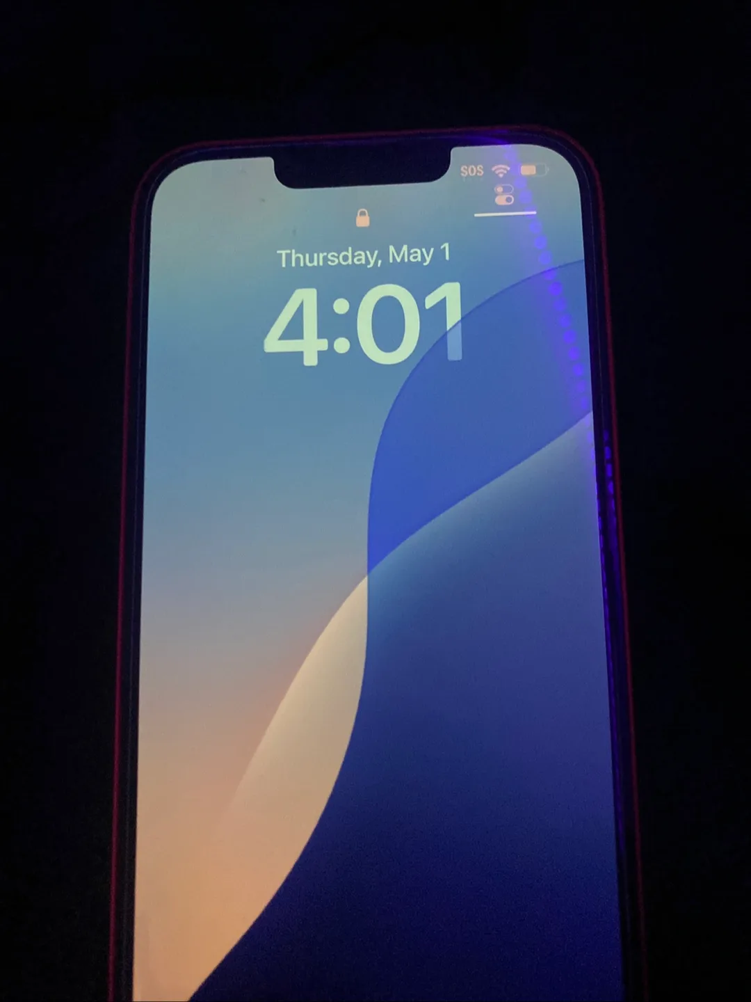 iPhone 13128GB Red thumbnail
